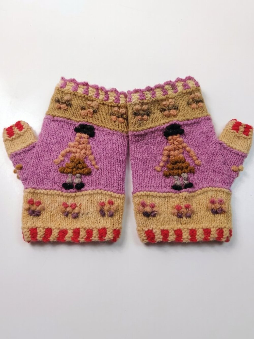 Handmade Warm Sheep Wool Mittens for Winter